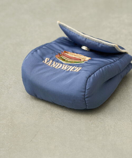 BIRTHDAY BAR（バースデイバー）の「リトルモカストラップミニポーチ（ポーチ・レディース・ネイビー/ホワイト/ホワイト系その他・0）」の10枚目の写真