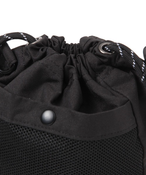 BAYFLOW（ベイフロー）の「2WAY巾着ショルダーバッグ（ユニセックス）（ハンドバッグ・メンズ・ブラック/カーキ/ベージュ・FREE）」の15枚目の写真