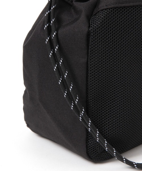 BAYFLOW（ベイフロー）の「2WAY巾着ショルダーバッグ（ユニセックス）（ハンドバッグ・メンズ・ブラック/カーキ/ベージュ・FREE）」の13枚目の写真