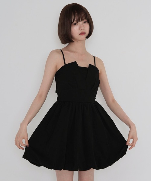 Uenui(ウニュイ)の「【 cunii 】 ノッチ ネック キャミ ドレス フレア ワンピース(ワンピース・レディース・ホワイト/ブラック・FREE)」の2枚目の写真