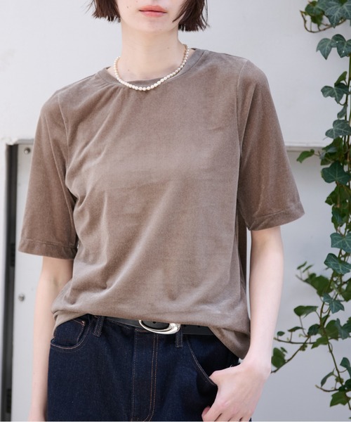 MICA&DEAL(マイカ&ディール)の「【MICA&DEAL/マイカアンドディール】ベロアTEE / シアーベロア / Tシャツ【WEB限定】(Tシャツ/カットソー・レディース・グレイッシュベージュ/オフホワイト/ブルー・フリー)」の2枚目の写真