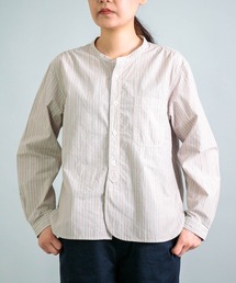 [OMNIGOD womens / オムニゴッド] タイプライターストライプ スタンドカラーシャツ