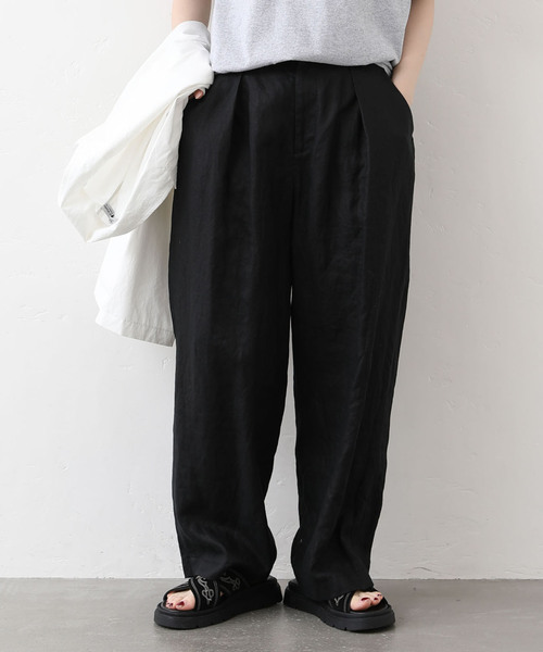 JOURNAL STANDARD LUXE（ジャーナルスタンダード　ラックス）の「リネン タックパンツ（その他パンツ・レディース・ブラック/ネイビー・SMALL/MEDIUM）」の2枚目の写真