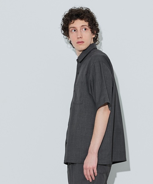 coca(coca)(コカ)の「リラックス半袖シャツ(シャツ/ブラウス・メンズ・チャコール/ライトグレー/ブラック・L/M/XL)」の5枚目の写真