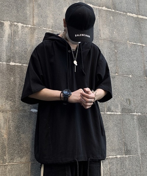 MGV（エムジーヴィー）の「ハーフジップ半袖フーディ（パーカー・メンズ・ブラウン/ブラック・MEDIUM/LARGE/X-LARGE）」の3枚目の写真