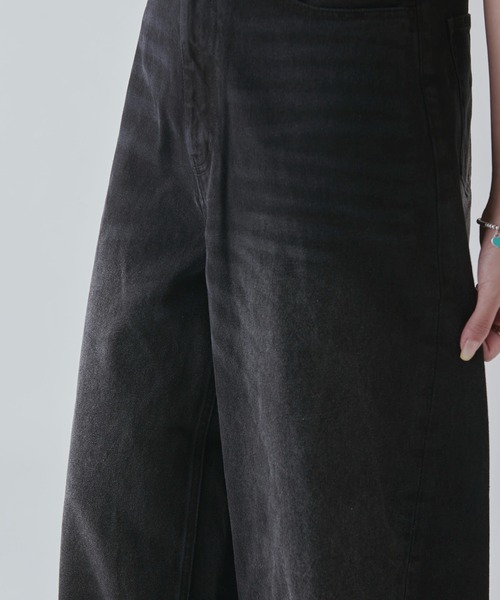 Lui's（ルイス）の「ワイドデニム（デニムパンツ・レディース・インディゴブルー/ブラック・36/38）」の9枚目の写真