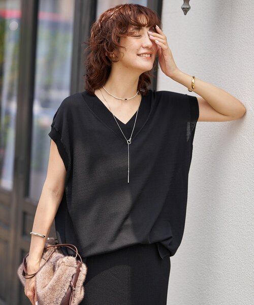 RIVE DROITE（リヴドロワ）の「【ひんやりタッチ・セットアップ対応可】レーヨン混バックテールニット（ニット/セーター・レディース・グレー/ブラウン/ベージュ/ブラック・FREE）」の9枚目の写真