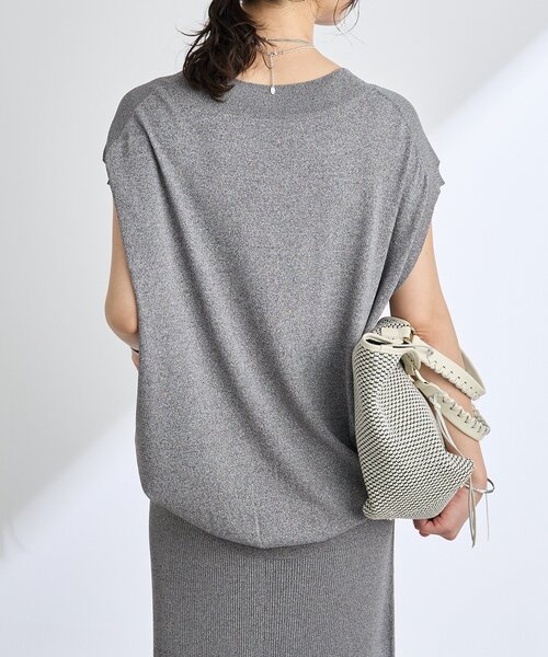 RIVE DROITE（リヴドロワ）の「【ひんやりタッチ・セットアップ対応可】レーヨン混バックテールニット（ニット/セーター・レディース・グレー/ブラウン/ベージュ/ブラック・FREE）」の20枚目の写真