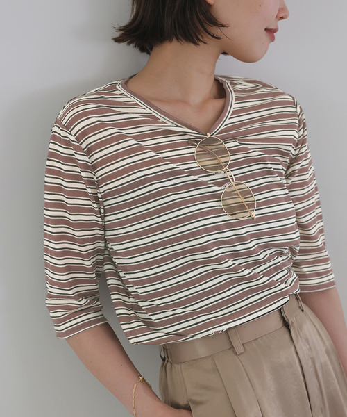 SLOBE IENA（スローブイエナ）の「《追加》シアー天竺5分袖Tシャツ（Tシャツ/カットソー・レディース・ブラウン/ネイビー/カーキ/その他4・FREE）」の4枚目の写真