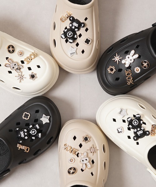 1111clothing（ワンフォークロージング）の「ビジュー付き 厚底クロッグサンダル / Thick-soled clog sandals with jewels（サンダル・レディース・ホワイト系2/ブラック系2/ブラック系1/ベージュ系1/ベージュ系2/ホワイト系1・S/L/M）」の7枚目の写真