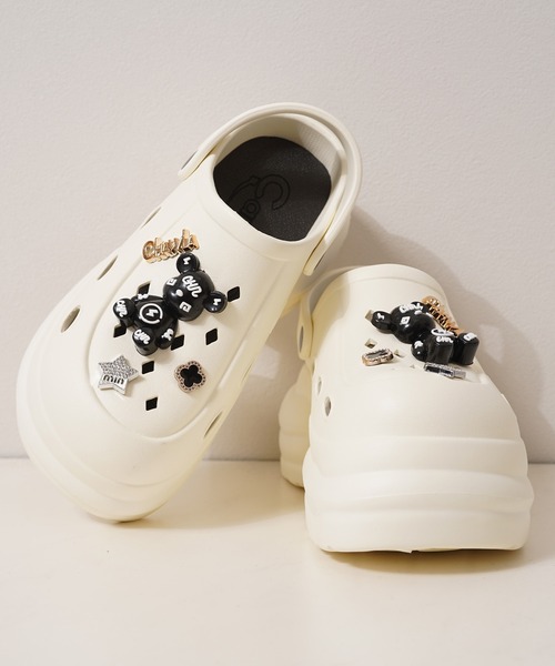 1111clothing（ワンフォークロージング）の「ビジュー付き 厚底クロッグサンダル / Thick-soled clog sandals with jewels（サンダル・レディース・ホワイト系2/ブラック系2/ブラック系1/ベージュ系1/ベージュ系2/ホワイト系1・S/L/M）」の22枚目の写真