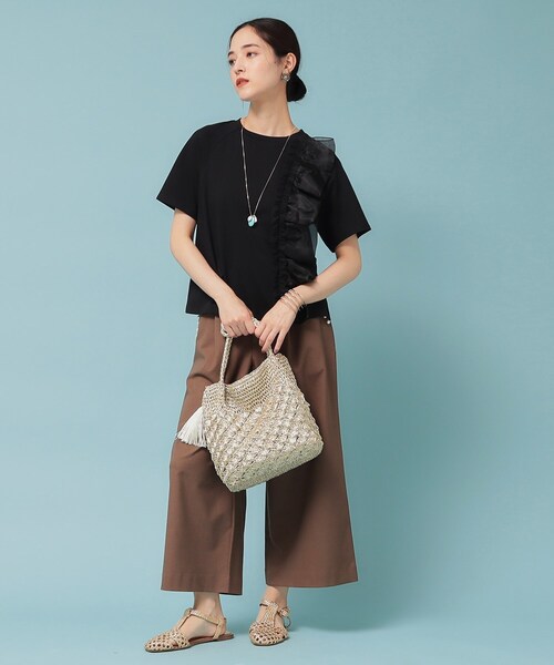 Sunauna(スーナウーナ)の「◆【オーガンジーラッフル】大人フェミニンTシャツ(Tシャツ/カットソー・レディース・ブラック/ライトパープル/オフホワイト・38/40)」の11枚目の写真