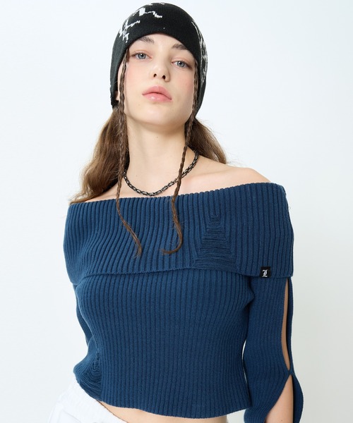 LUVISTRUE(ラヴイズトゥルー)の「CH CUT OUT KNIT(ニット/セーター・レディース・ブルー/ブラック・FREE)」の2枚目の写真