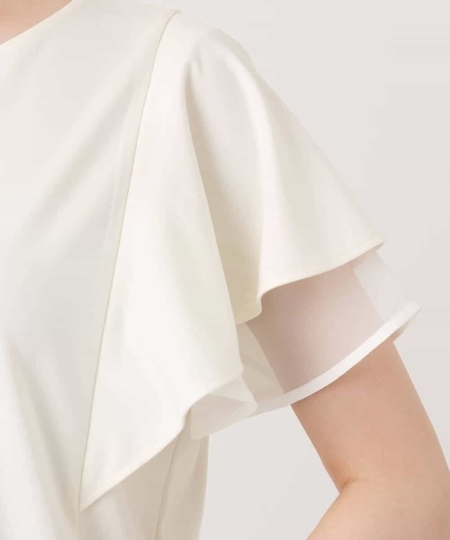 OFUON le MK（オフオンルエムケー）の「ティアードフリルスリーブカットソー/UVカット/接触冷感/洗える/WEB限定サイズあり（Tシャツ/カットソー・レディース・ライトブルー/アイボリー/ブラウン・38/36）」の6枚目の写真