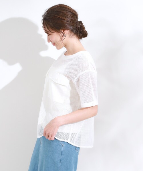 DRESKIP（ドレスキップ）の「【S-LL】メッシュ素材で大人ヘルシー ポケット付きデザイントップス（Tシャツ/カットソー・レディース・オフホワイト/ブラック・04/03/02/01）」の4枚目の写真