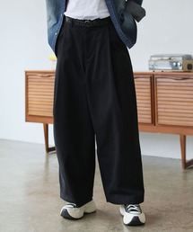 タックボリュームワイドカーブパンツ