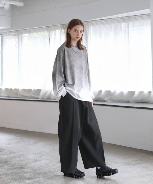 タックボリュームワイドカーブパンツ（その他パンツ）｜ROCHEM