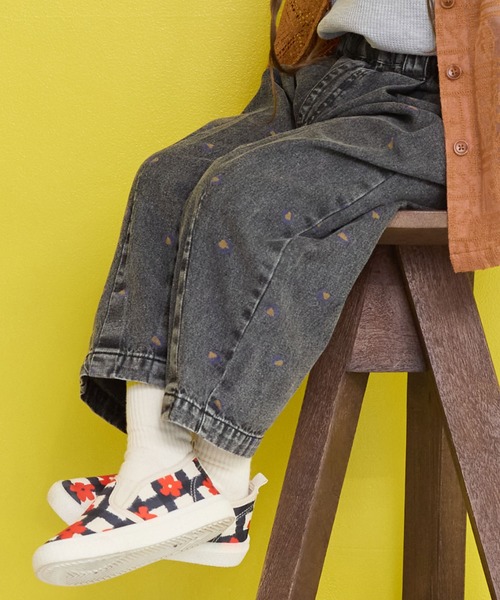 MARKEY'S（マーキーズ）の「レオパードデニムコクーンタックパンツ（デニムパンツ・キッズ・ブルー系その他/ブラック系その他・150/120/110/100/90/140/130）」の2枚目の写真