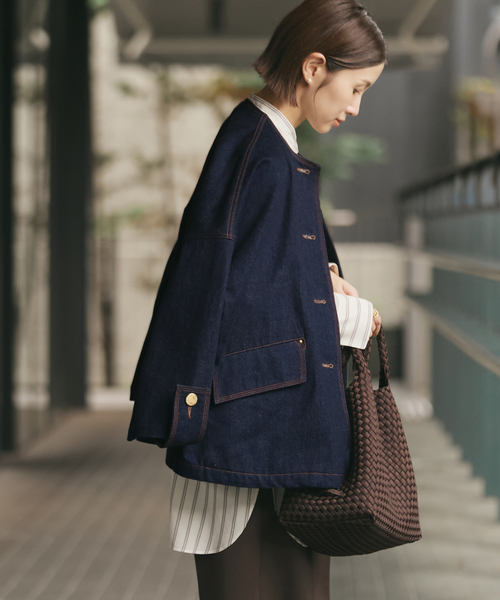 IENA（イエナ）の「MACKINTOSH/マッキントッシュ 別注 HUMBIE DENIM JACKET ノーカラーコート（ノーカラーコート・レディース・ネイビー・FREE）」の20枚目の写真