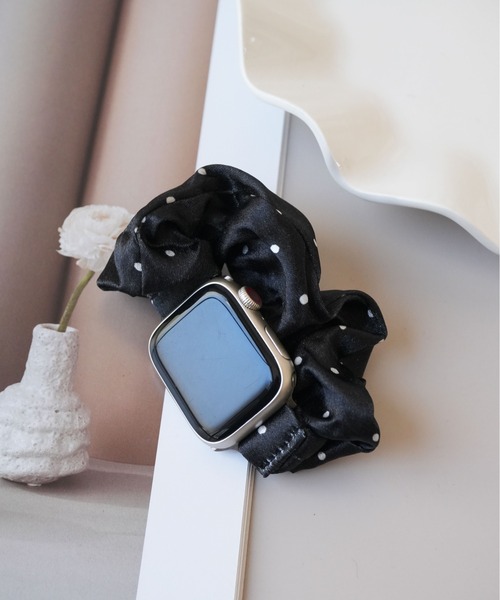 Port(ポート)の「【 Port / ポート 】 ドット デザイン アップルウォッチバンド / AppleWatch _(デジタル腕時計・レディース・ブラック/ホワイト・A/B)」の2枚目の写真