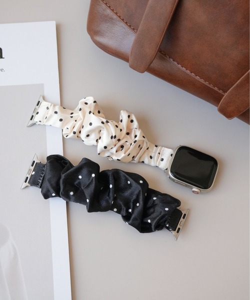 Port(ポート)の「【 Port / ポート 】 ドット デザイン アップルウォッチバンド / AppleWatch _(デジタル腕時計・レディース・ブラック/ホワイト・A/B)」の4枚目の写真