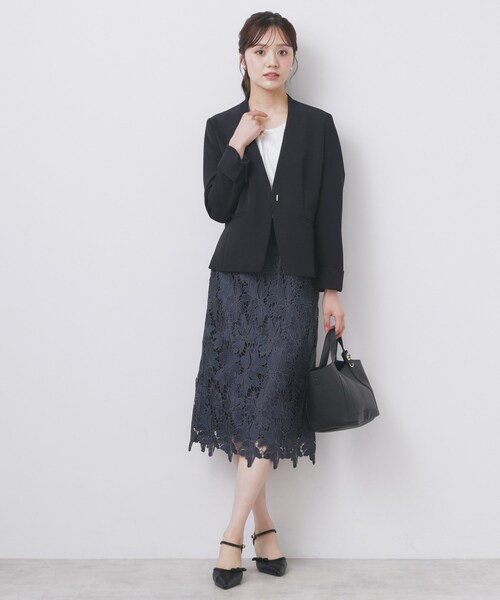 index（インデックス）の「ストレッチノーカラージャケット/セットアップ対応【洗濯機洗い可/イージーアイロン/防シワ】（ノーカラージャケット・レディース・ブラック/ナチュラル/ネイビー系5/ブラウン系その他・40/42/38/36）」の11枚目の写真