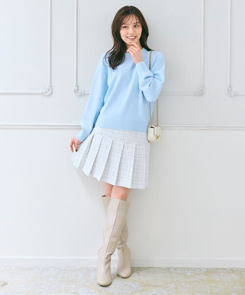 Feroux(フェルゥ)の「プリーツミニ スカート(スカート・レディース・ホワイト系1/グレー系/ブラック系1・SMALL/MEDIUM)」の5枚目の写真