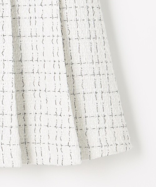 Feroux(フェルゥ)の「プリーツミニ スカート(スカート・レディース・ホワイト系1/グレー系/ブラック系1・SMALL/MEDIUM)」の8枚目の写真