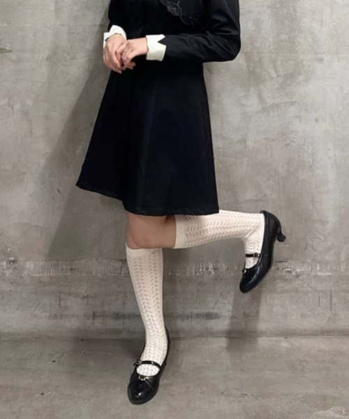 an another angelus（アンアナザーアンジェラス）の「細ベルト使いクラシカルパンプス/fint フィント（パンプス・レディース・ブラック/ワインレッド・S/M/L）」の13枚目の写真