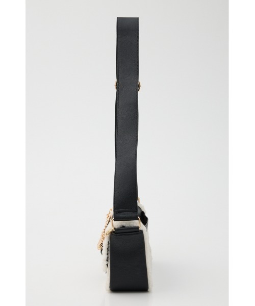 rienda(リエンダ)の「フェイクボアコンビショルダーバッグ(ショルダーバッグ・レディース・ブラック/ブラウン・FREE)」の6枚目の写真