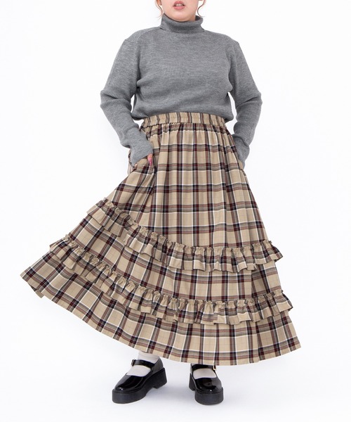 PUNYUS（プニュズ）の「アシンメトリーチェックフリルロングスカート（スカート・レディース・グレー/ベージュ/レッド・4/3/2/1）」の3枚目の写真