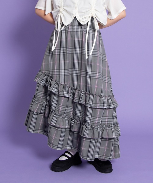 PUNYUS（プニュズ）の「アシンメトリーチェックフリルロングスカート（スカート・レディース・グレー/ベージュ/レッド・4/3/2/1）」の9枚目の写真