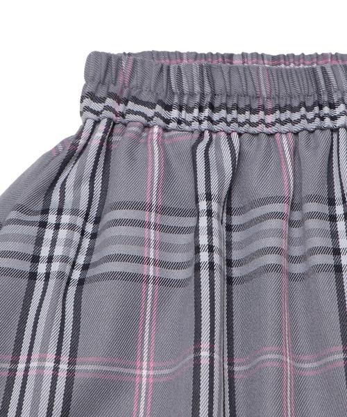 PUNYUS（プニュズ）の「アシンメトリーチェックフリルロングスカート（スカート・レディース・グレー/ベージュ/レッド・4/3/2/1）」の22枚目の写真