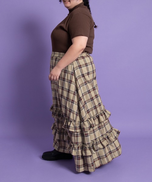 PUNYUS（プニュズ）の「アシンメトリーチェックフリルロングスカート（スカート・レディース・グレー/ベージュ/レッド・4/3/2/1）」の16枚目の写真