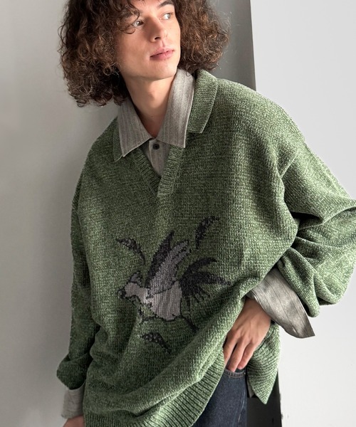 セール】「個性で遊ぶ。」モール糸使いルースター柄襟付きVネック