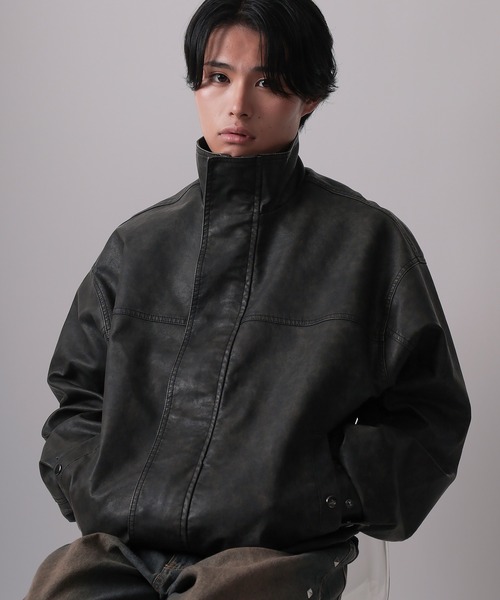 SlashDate(スラッシュデイト)の「【82】ウォッシュ加工 フェイクレザースタンドブルゾン/古着風/メンズ/レディース/ユニセックス(ブルゾン・メンズ・ブラウン/ブラック・M/S/L)」の13枚目の写真