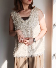 sin.ca（シンカ）の「フェザーヤーンベスト（ベスト）」