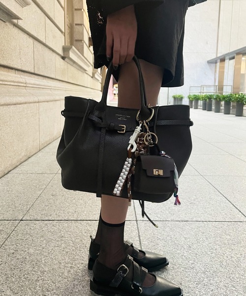 Scrap Book(スクラップブック)の「【CHRISTIAN VILLA】タックベルトトートM(トートバッグ・レディース・ブラック/ブラウン/ブラウン系その他・FREE)」の8枚目の写真