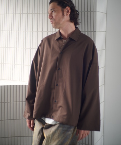 ADAM PATEK(アダムパテック)の「ADAMPATEK/rounded over shirt/オーバーサイズシャツ(シャツ/ブラウス・メンズ・ブラック/ブラウン/ダークグレー・1/2)」の1枚目の写真