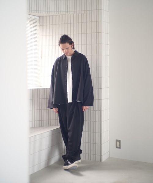 ADAM PATEK(アダムパテック)の「ADAMPATEK/rounded over shirt/オーバーサイズシャツ(シャツ/ブラウス・メンズ・ブラック/ブラウン/ダークグレー・1/2)」の17枚目の写真
