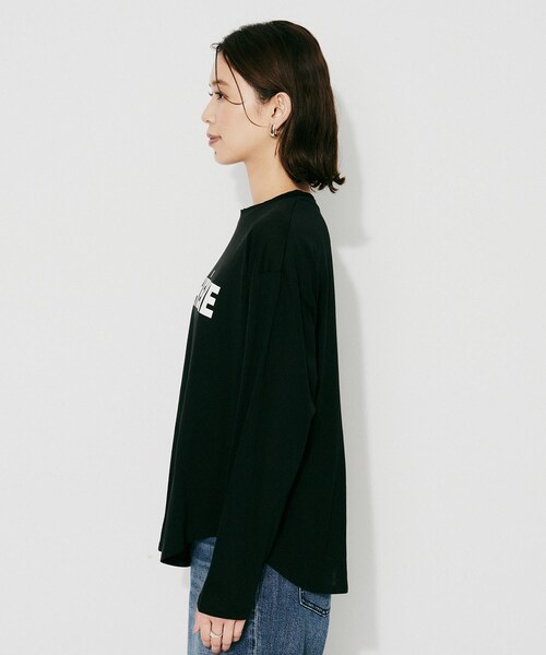 UNTITLED(アンタイトル)の「【CHIGNON】CHERIE シンプルロゴTシャツ(Tシャツ/カットソー・レディース・ホワイト/ブラック・02)」の13枚目の写真