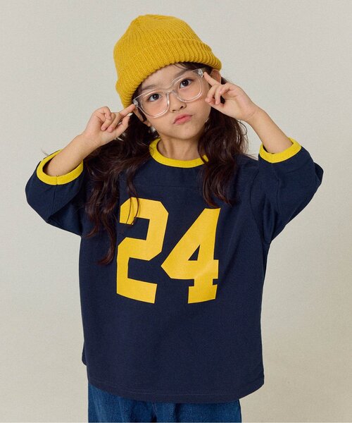 BREEZE（ブリーズ）の「【WEB限定/ジュニア対応】 配色ナンバリング長袖Tシャツ（Tシャツ/カットソー・キッズ・クリーム/グリーン/アイボリー/ネイビー・90/100/110/120/130/140/150）」の4枚目の写真