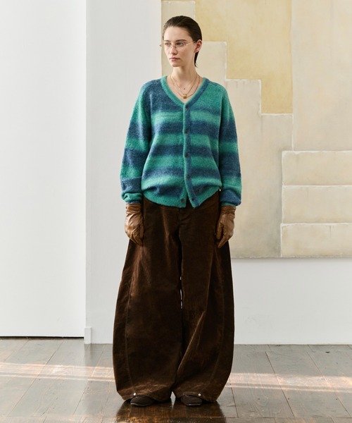 soerte（ソエルテ）の「Suede-Like Flocky Curve Denim/スウェードライクフロッキーカーブデニム（デニムパンツ・メンズ・グレー/ブラウン・0/1/2/3）」の7枚目の写真