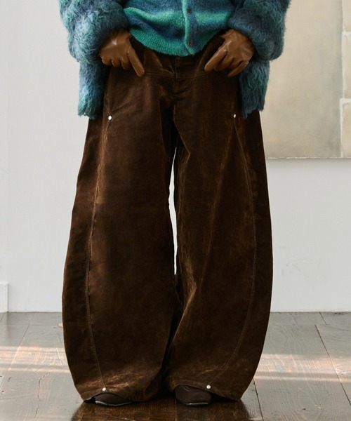 soerte（ソエルテ）の「Suede-Like Flocky Curve Denim/スウェードライクフロッキーカーブデニム（デニムパンツ・メンズ・グレー/ブラウン・0/1/2/3）」の6枚目の写真