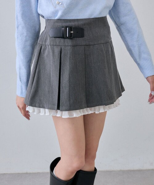 OLIVE des OLIVE(オリーブデオリーブ)の「裾レイヤードプリーツミニスカート(スカート・レディース・ブラック/チャコールグレー/ブラウン・FREE)」の6枚目の写真