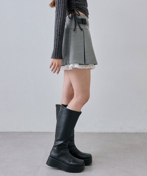 OLIVE des OLIVE(オリーブデオリーブ)の「裾レイヤードプリーツミニスカート(スカート・レディース・ブラック/チャコールグレー/ブラウン・FREE)」の13枚目の写真