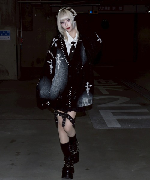 REFLEM/レフレム』顔料加工クロス総柄ニットカーディガン