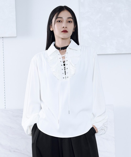 Ellno Loset（エルノロゼット）の「レースアップフリルシャツ（シャツ/ブラウス・メンズ・ブラック/オフホワイト・SMALL/MEDIUM/LARGE）」の5枚目の写真