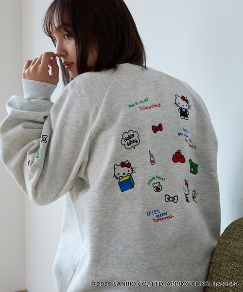 sanrio（サンリオ）の「【Sanrio characters/サンリオキャラクターズ】別注 ワンポイント刺繍 アソートプリント オーバーサイズクルーネックスウェット（スウェット・レディース・ブラック系2/グレー系/ワイン/ブラック系/スミクロ/オートミール・L/M）」の11枚目の写真
