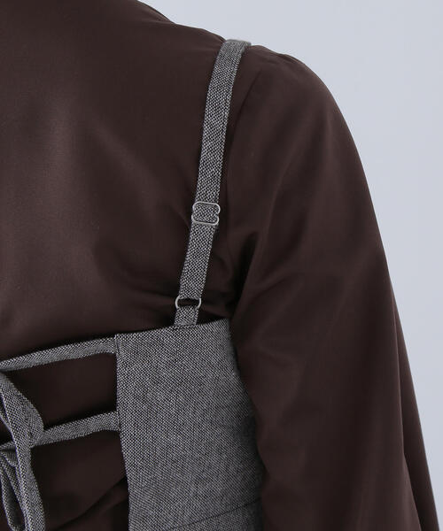 NATURAL BEAUTY BASIC（ナチュラルビューティーベーシック）の「◇バックリボンジャンスカ（ジャンパースカート・レディース・ブラウン/チャコールグレー・P/S/MEDIUM/SMALL）」の4枚目の写真